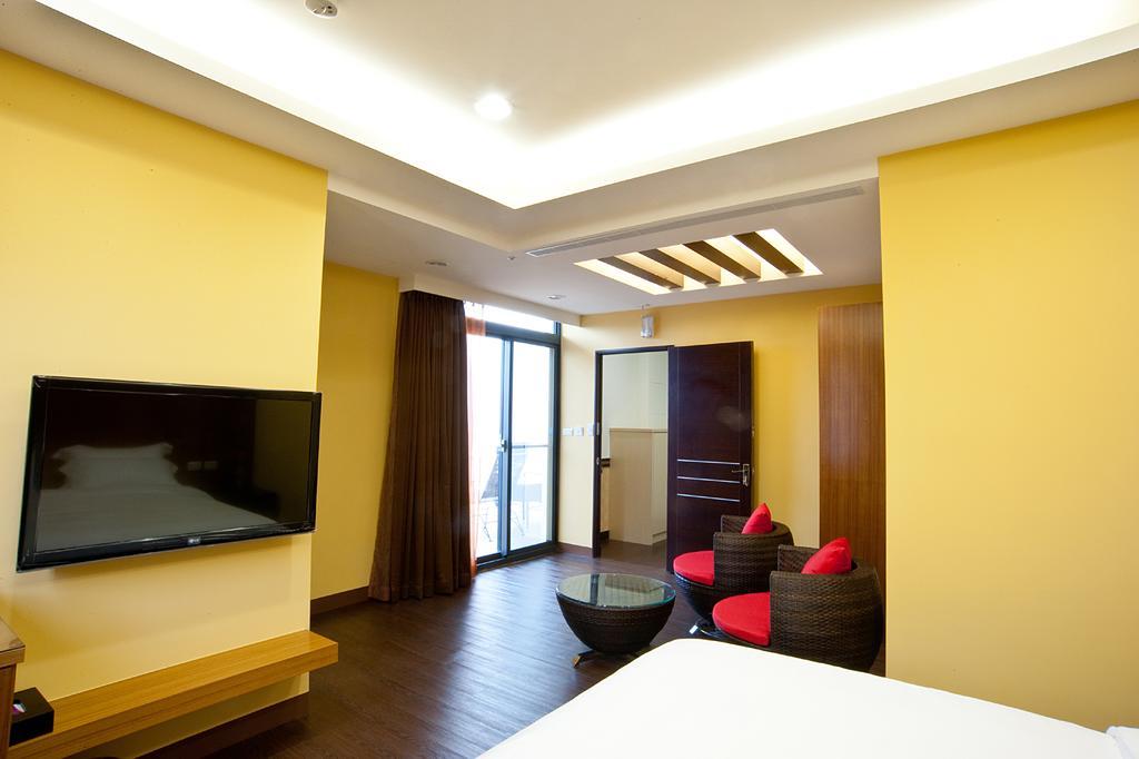 Flower Style B&B Donggang Exterior photo
